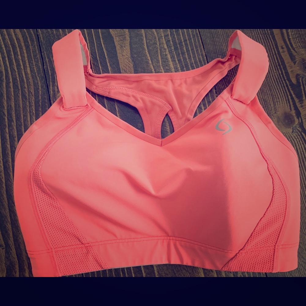 Moving Comfort Juno sports bra 32DD